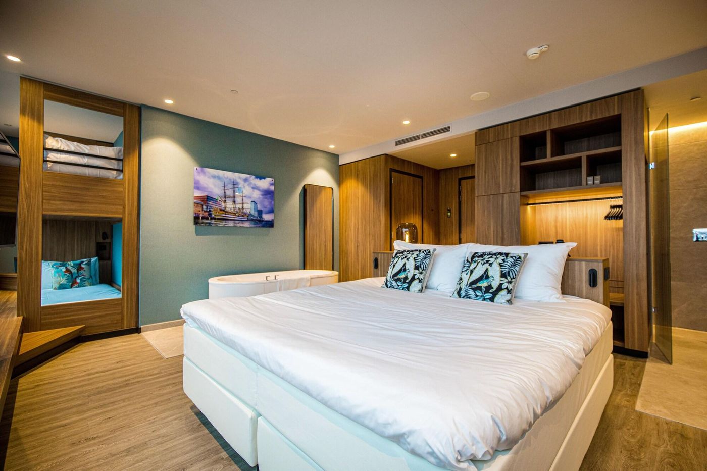 Van-der-Valk-Hotel-Amsterdam-Zuidas-Room-21