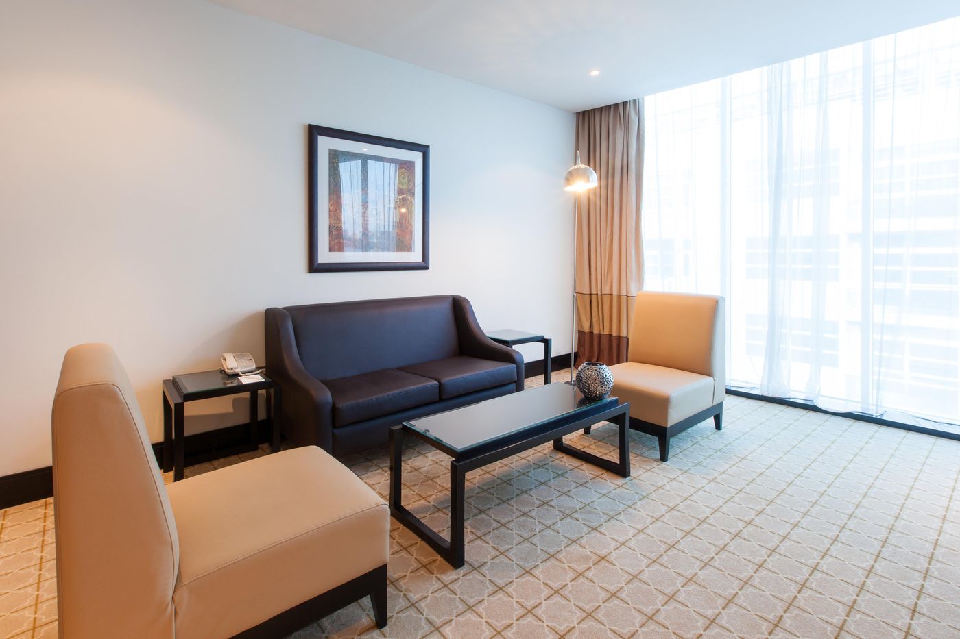 Holiday-Inn-Dubai-Al-Barsha-Room-35