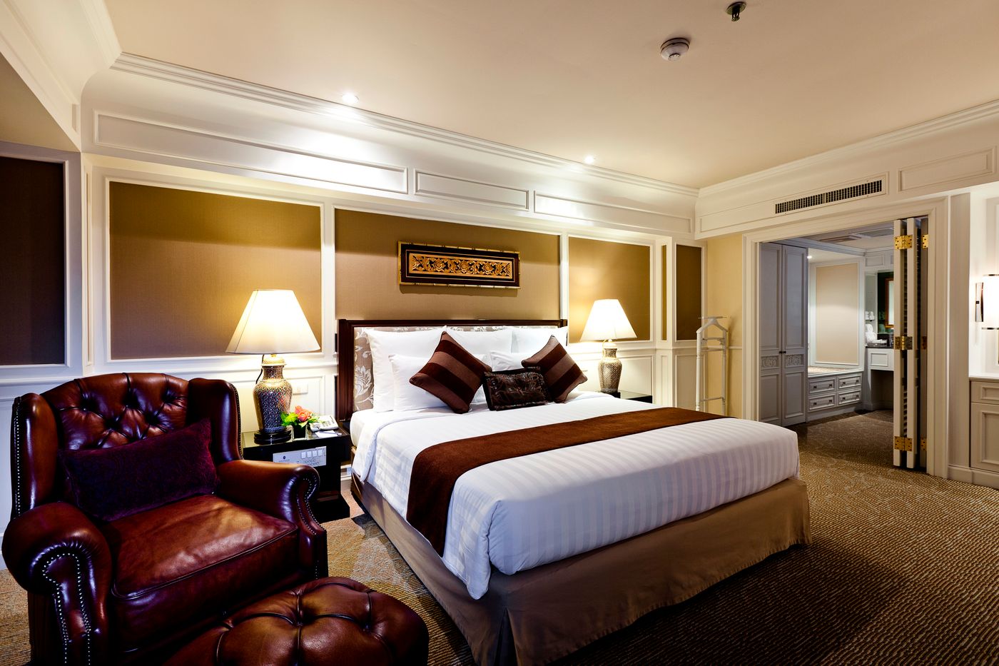 Royal-Princess-Larn-Luang-Bangkok-Room-7