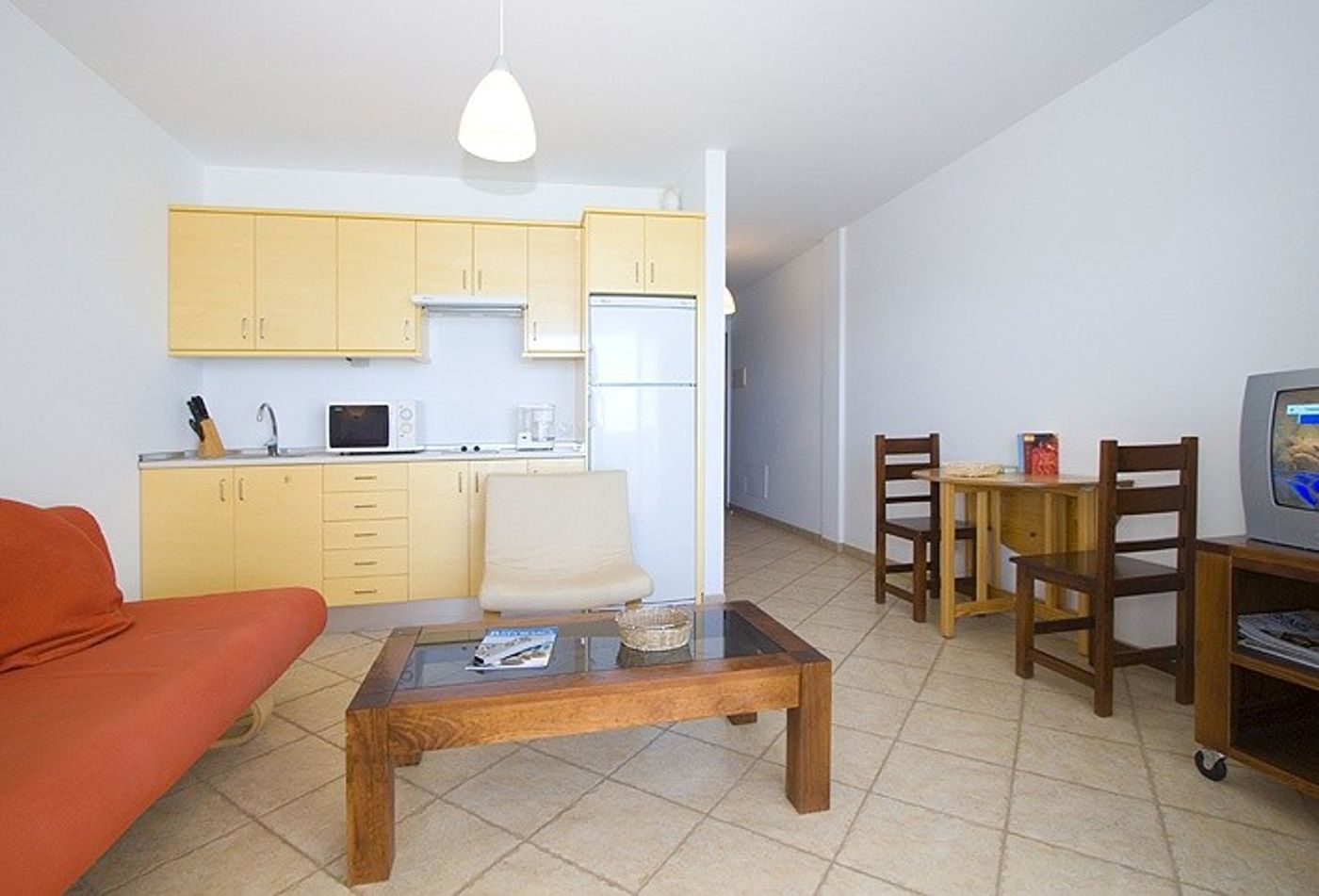 La Avenida Apartments