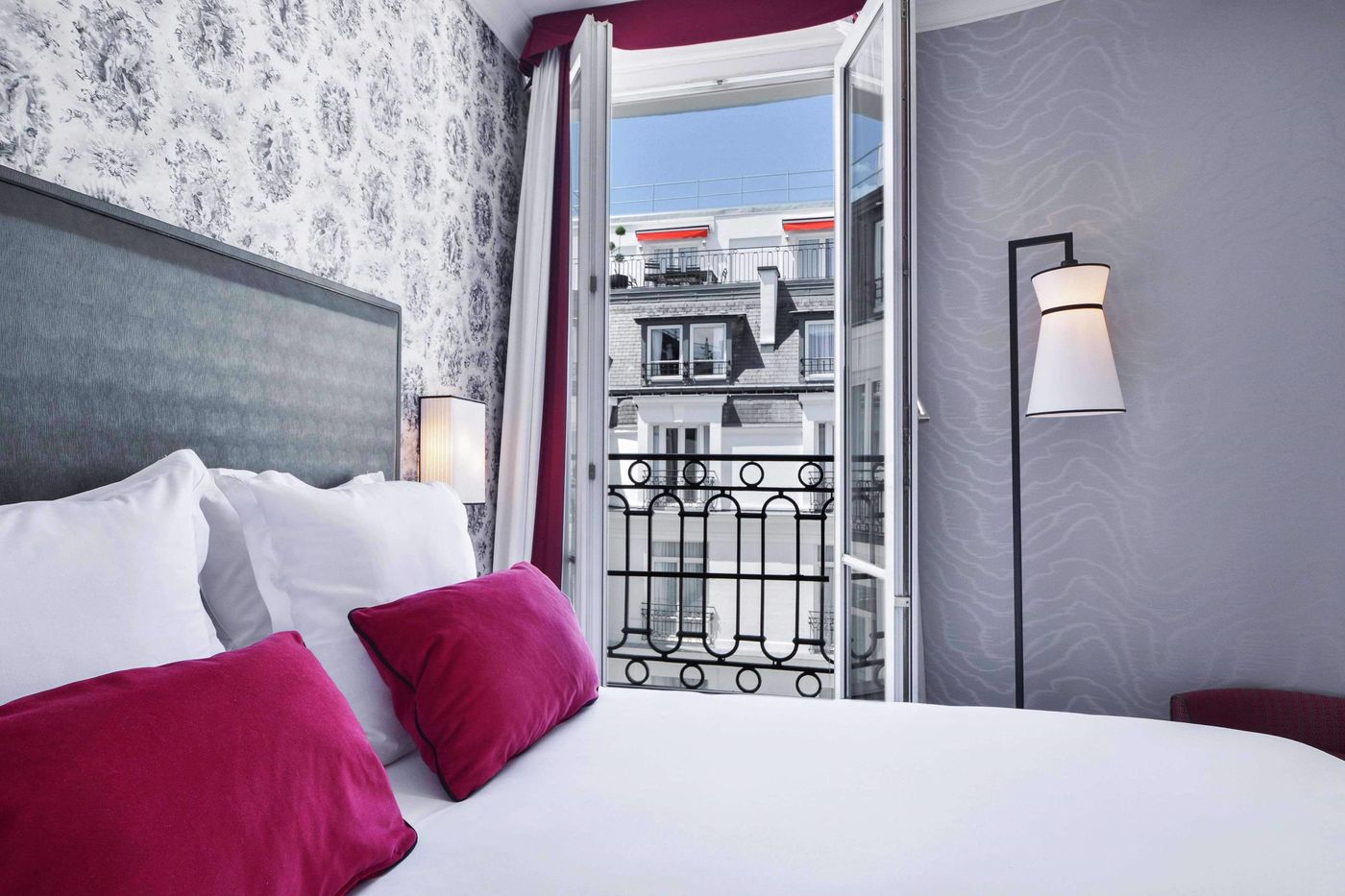 Maison-Astor-Paris--Curio-Collection-by-Hilton-Room-8