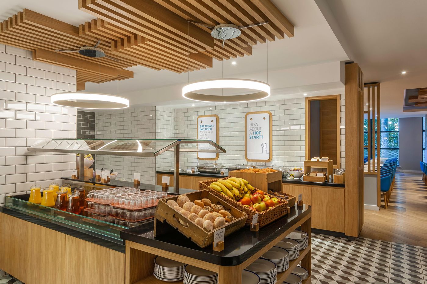 Holiday-Inn-Express-Hotel-Dublin-Airport-Restaurant-39