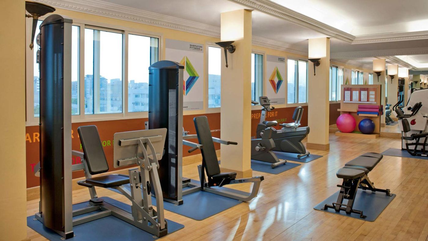 Grand-Excelsior-Deira-Hotel-Sports-and-Entertainment-56