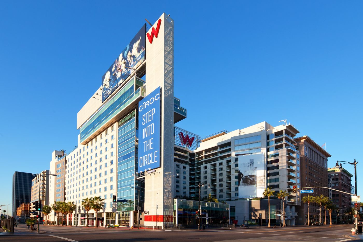 W-Hollywood-General-view-3