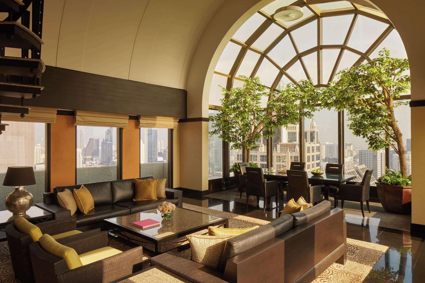 Banyan-Tree-Bangkok-Room-12