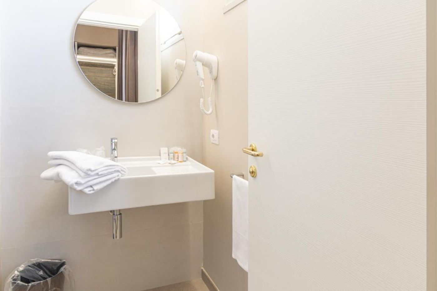 Boston Hotel-Italy-BARI-Room-10