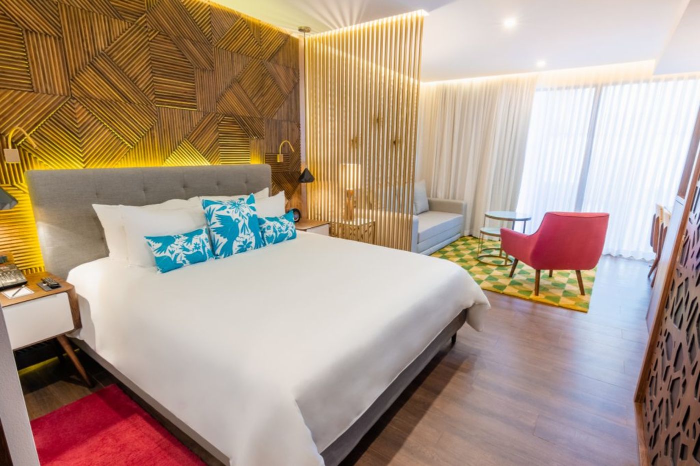 The Fives Downtown Hotel & Residences