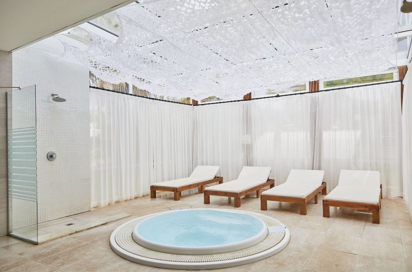 Fergus Style Bahamas