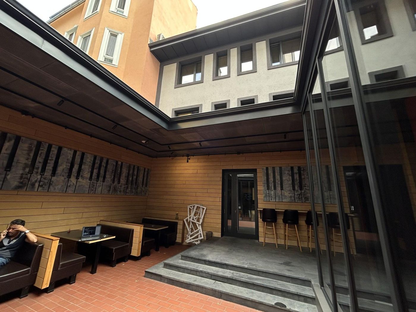 Art Hotel 158-Bulgaria-Sofia-General view-3