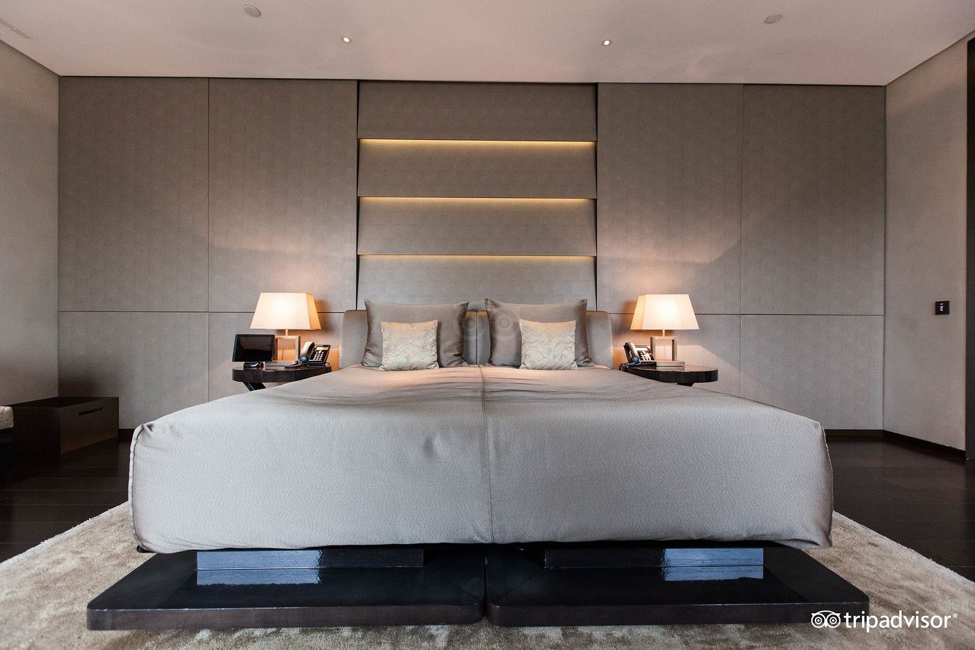 Armani-Hotel-Milano-Room-35