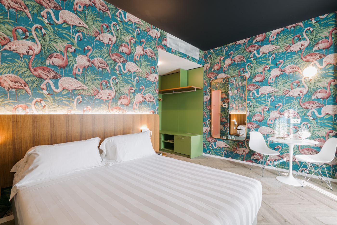 Collini-Rooms-Room-2