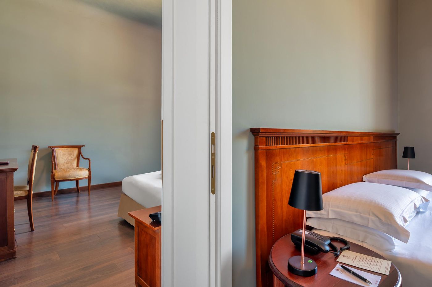 Excelsior-Palace-Room-41