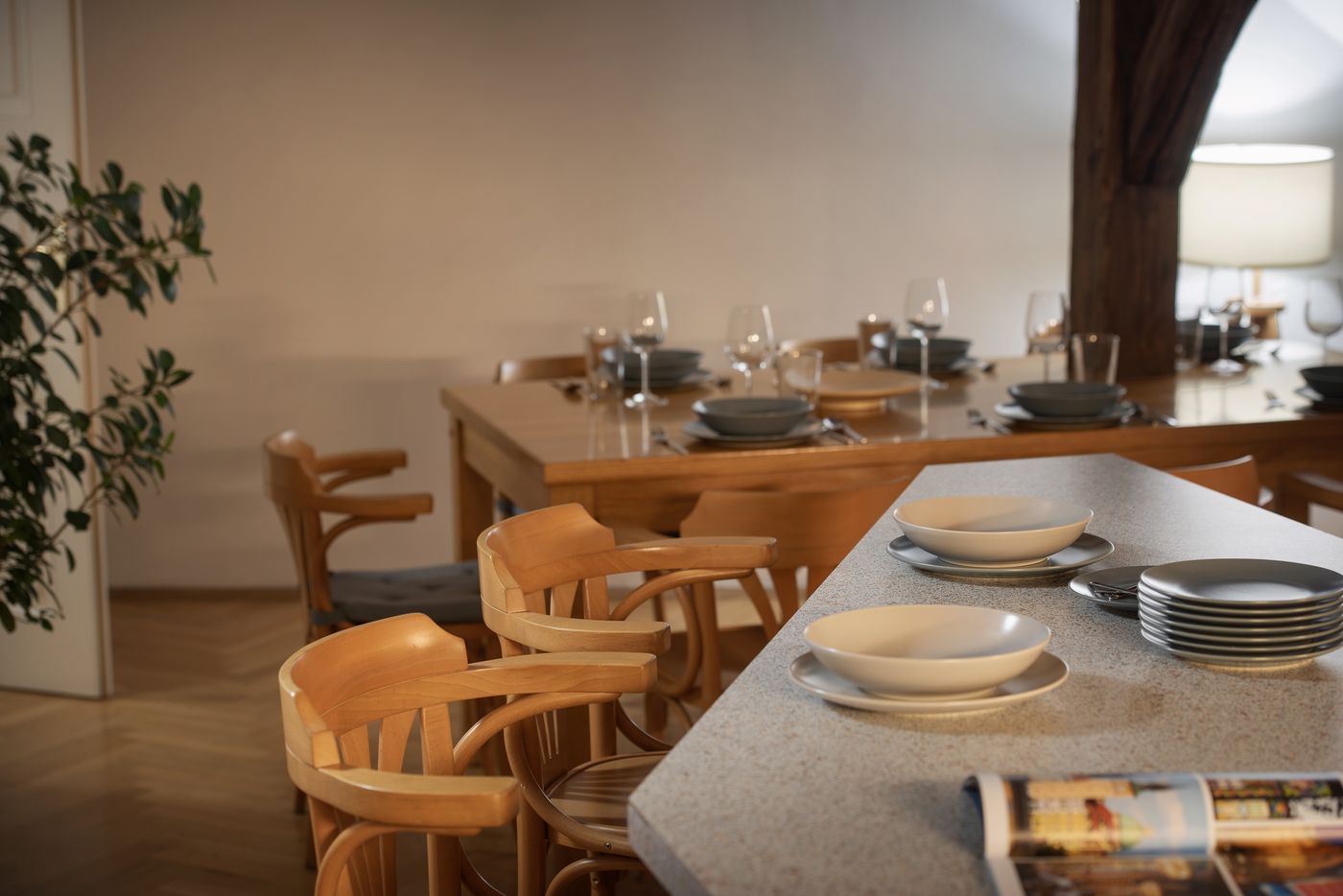 Boutique-Apartments-White-Swan-Room-20