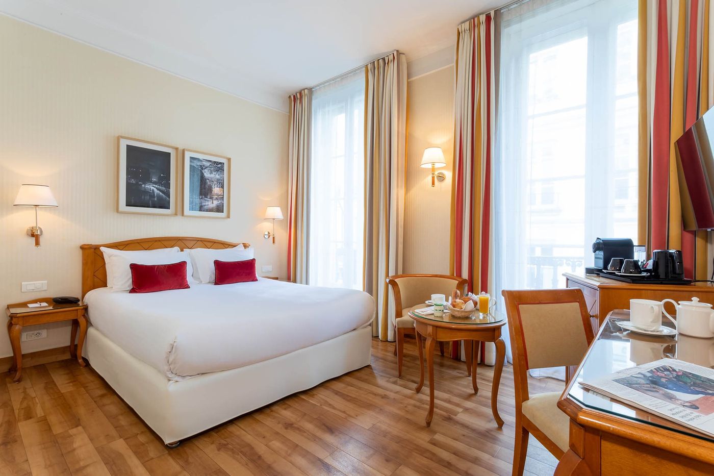 Hotel-Etats-Unis-Opera-Room-16