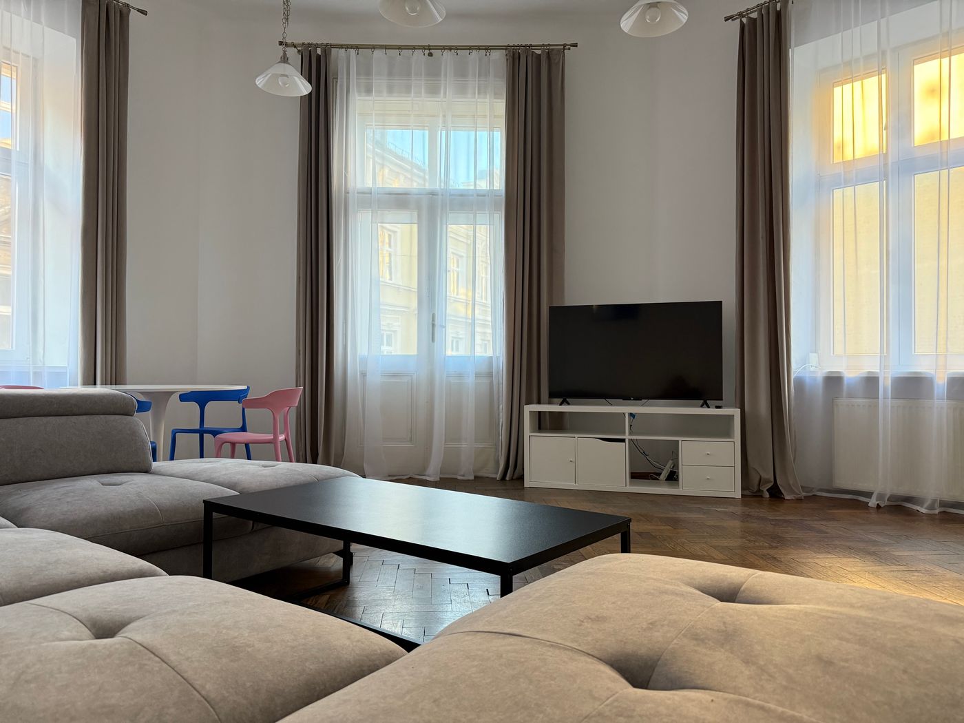 Corner-House-Residence-Room-18