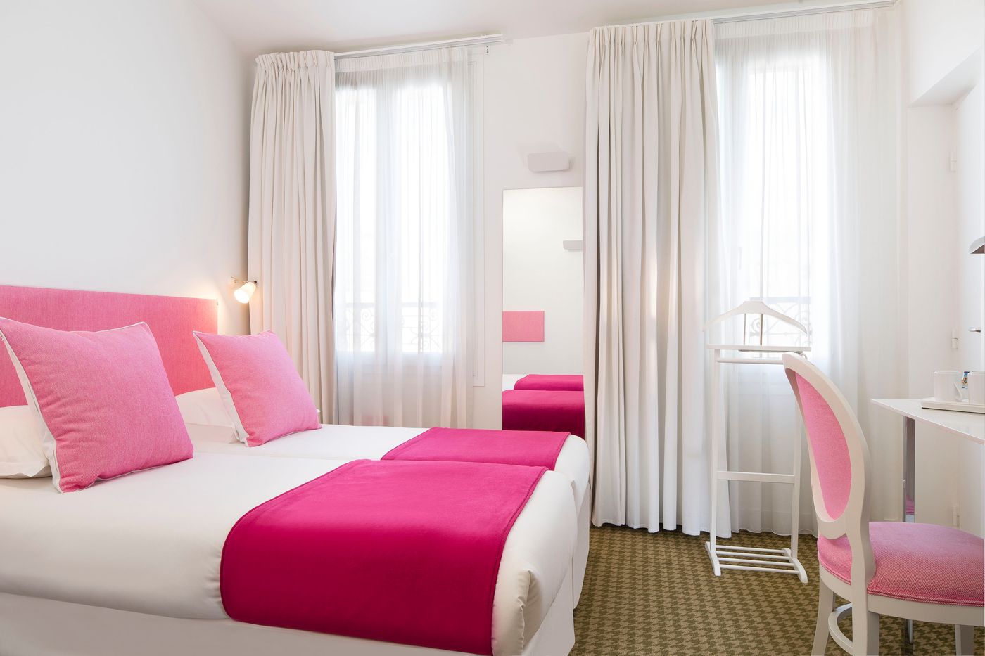 Mistral-Hotel-Room-17