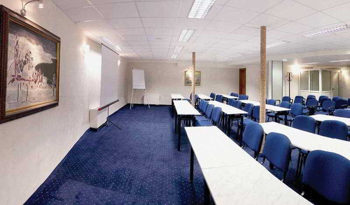 Light-Bulgaria-SOFIA-Conferences-7