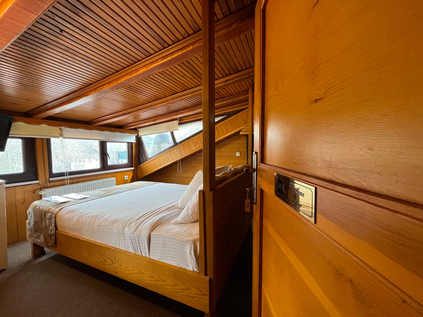 Le-Safran-Suite-Room-4