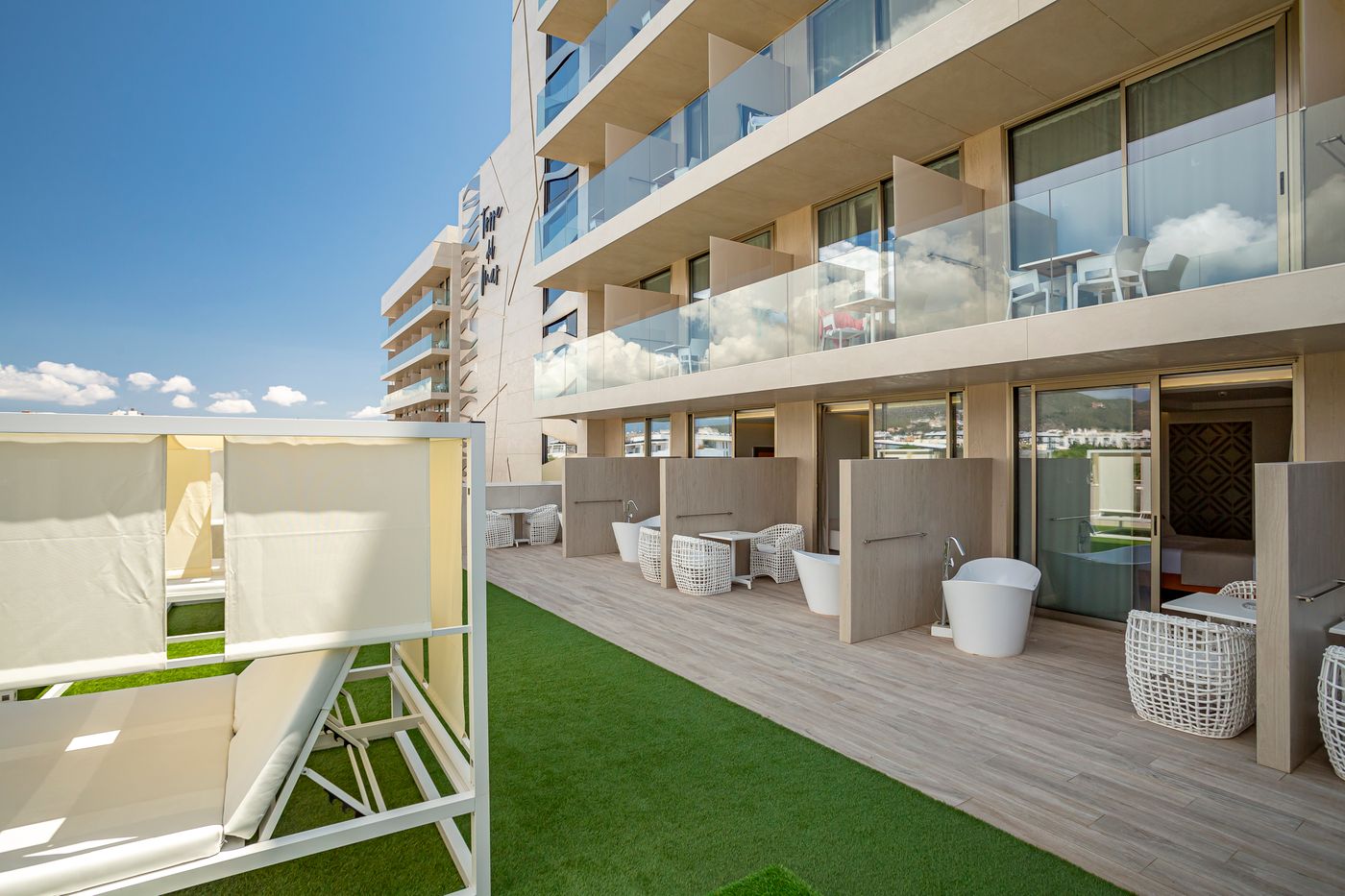 Hotel-Torre-Del-Mar-Room-17