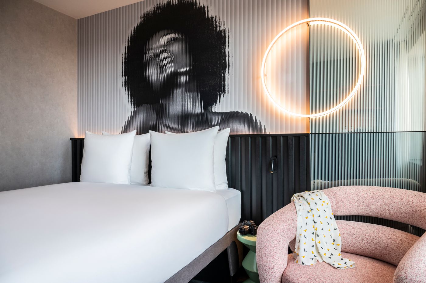 Tribe-Amsterdam-City-Room-30