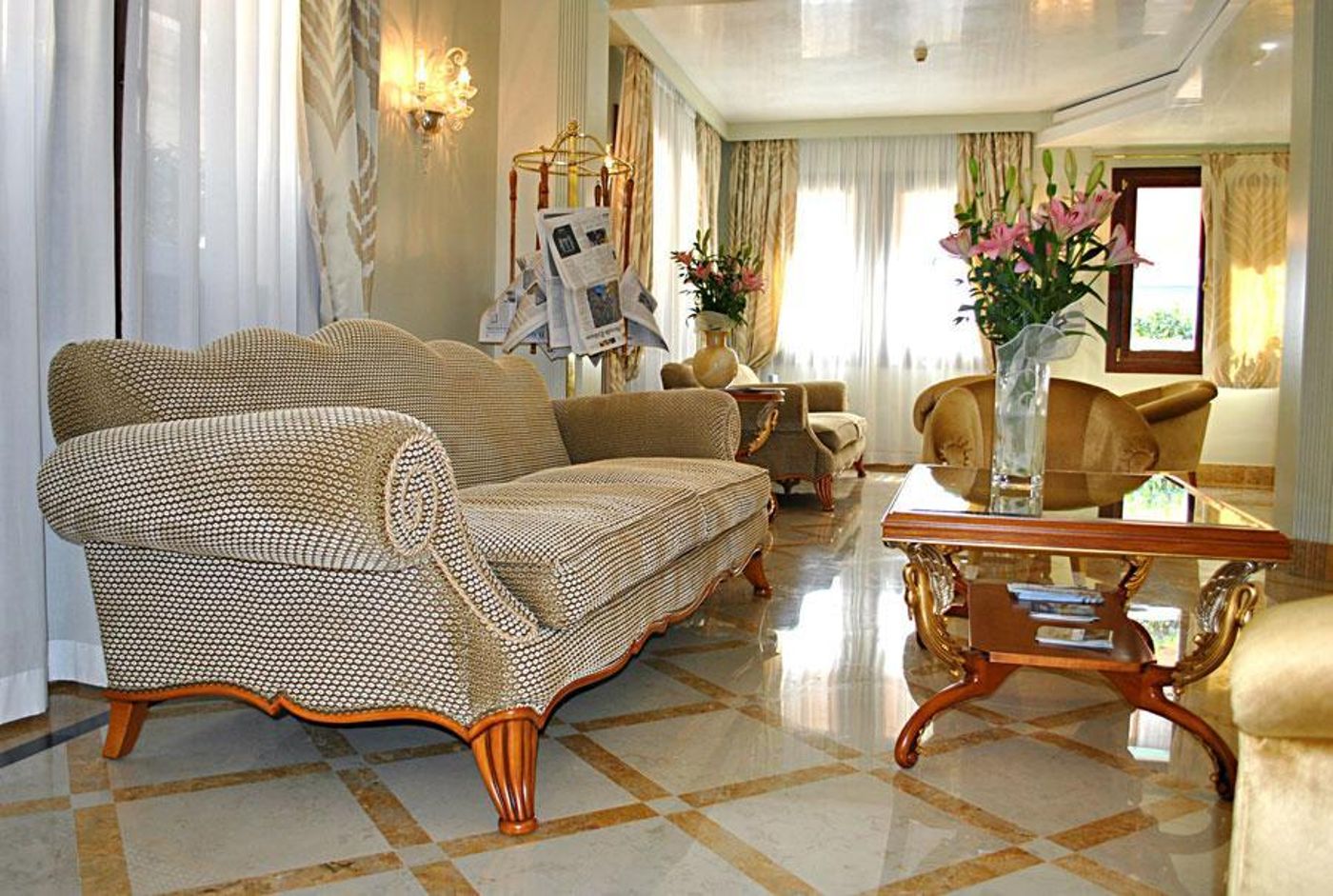 Hotel-Carlton-Capri-General-view-9