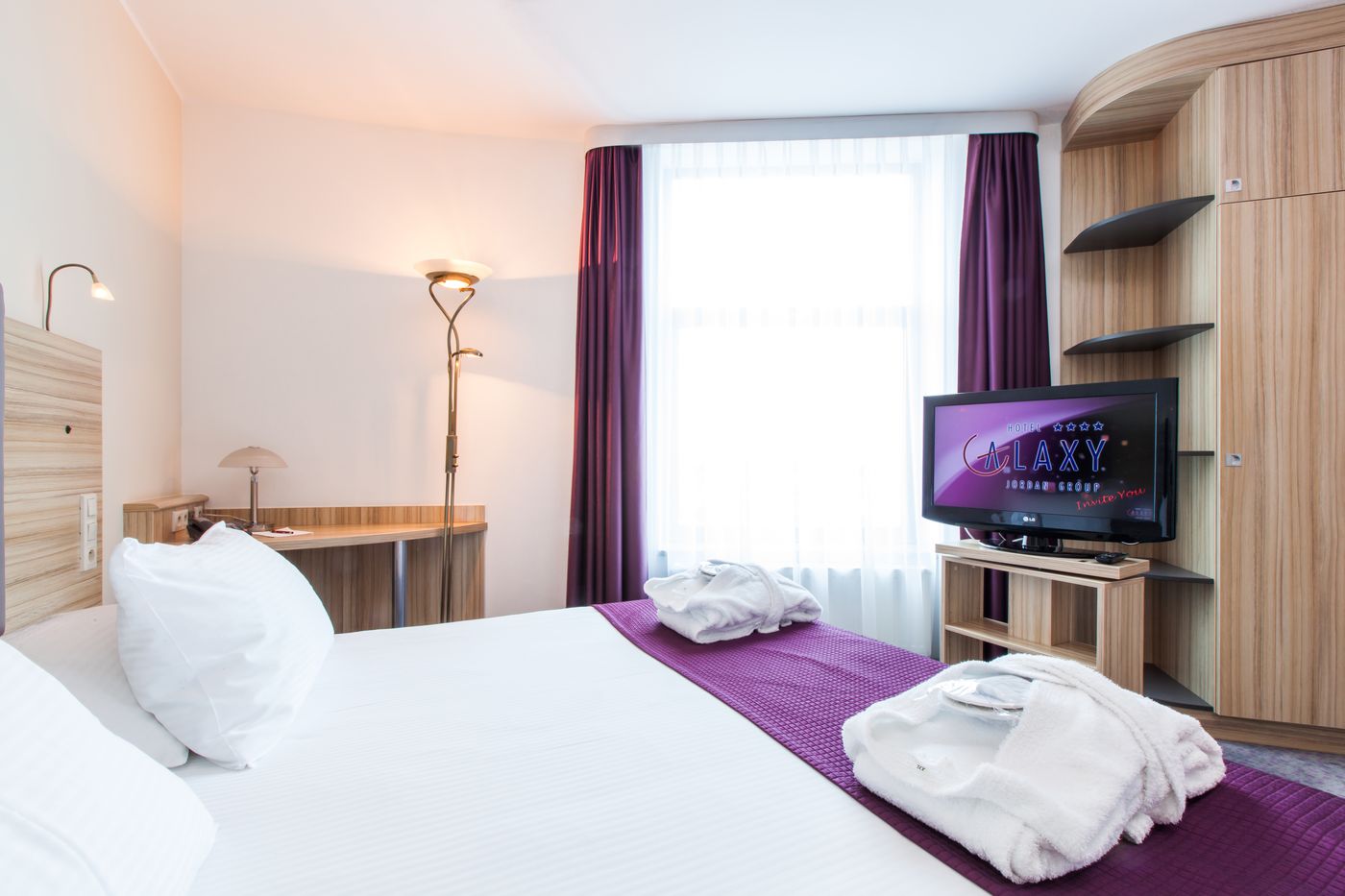 Galaxy-Hotel-Room-23