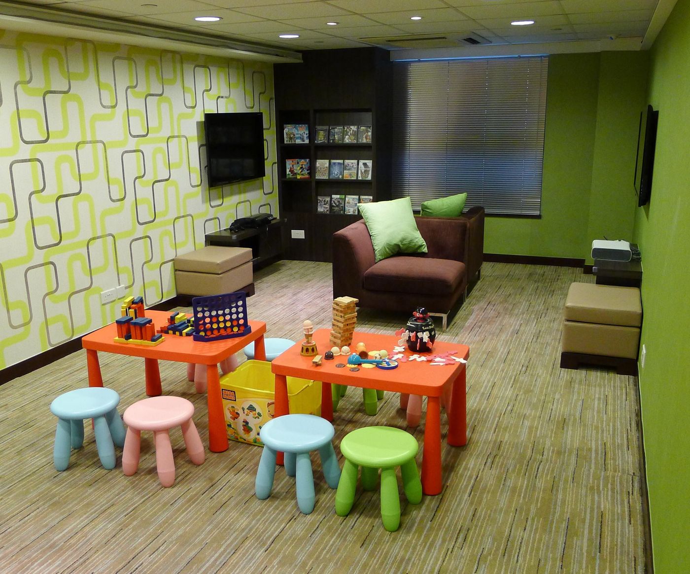 Royal-View-Sports-and-Entertainment-17