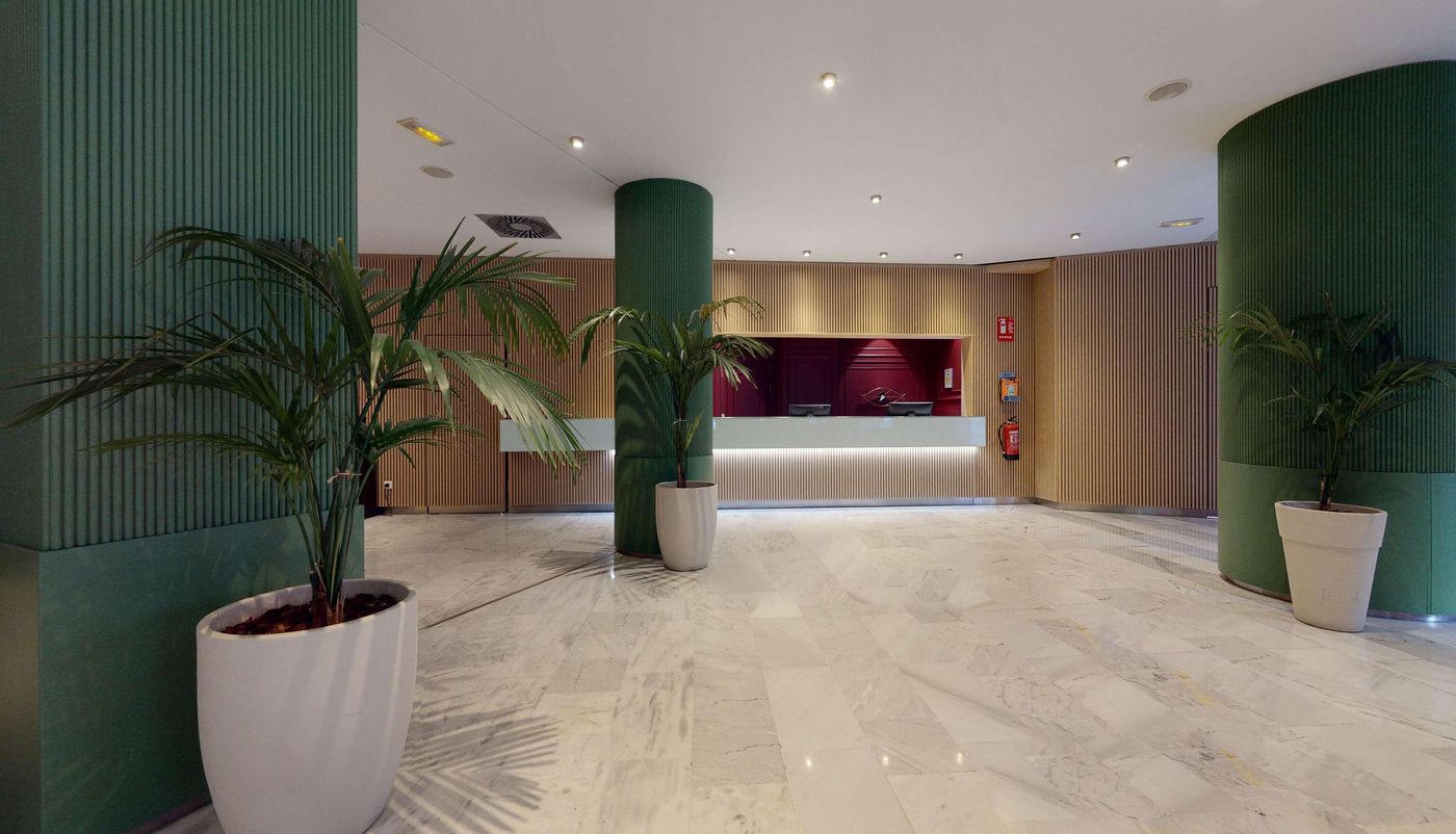 Paseo-del-Arte-Lobby-27