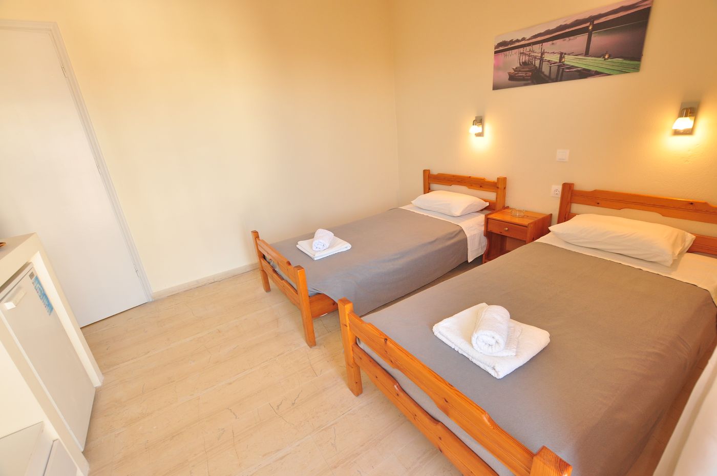 Barbayiannis-Studios-Room-12