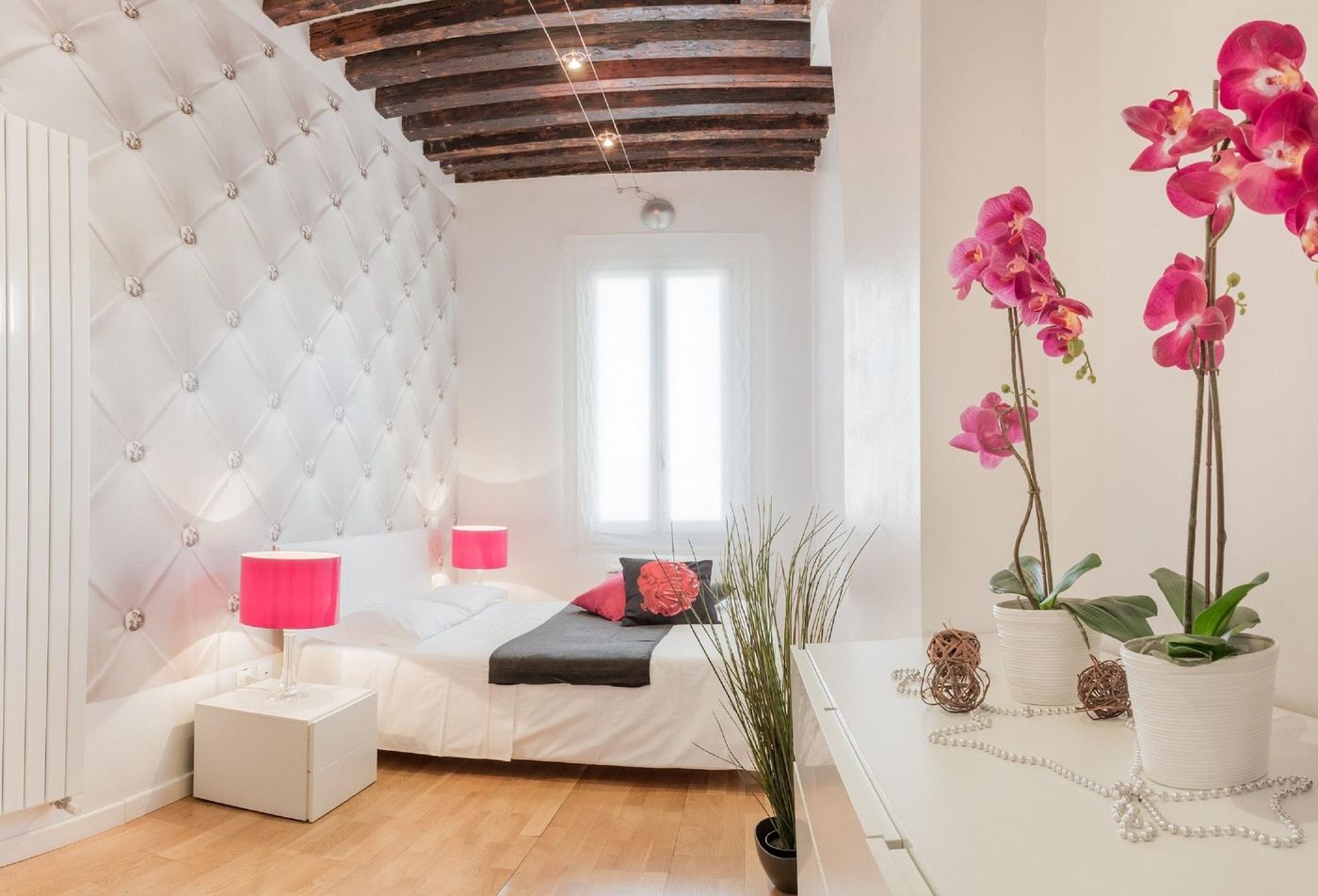 San-Polo-Design-Apartments-Room-31