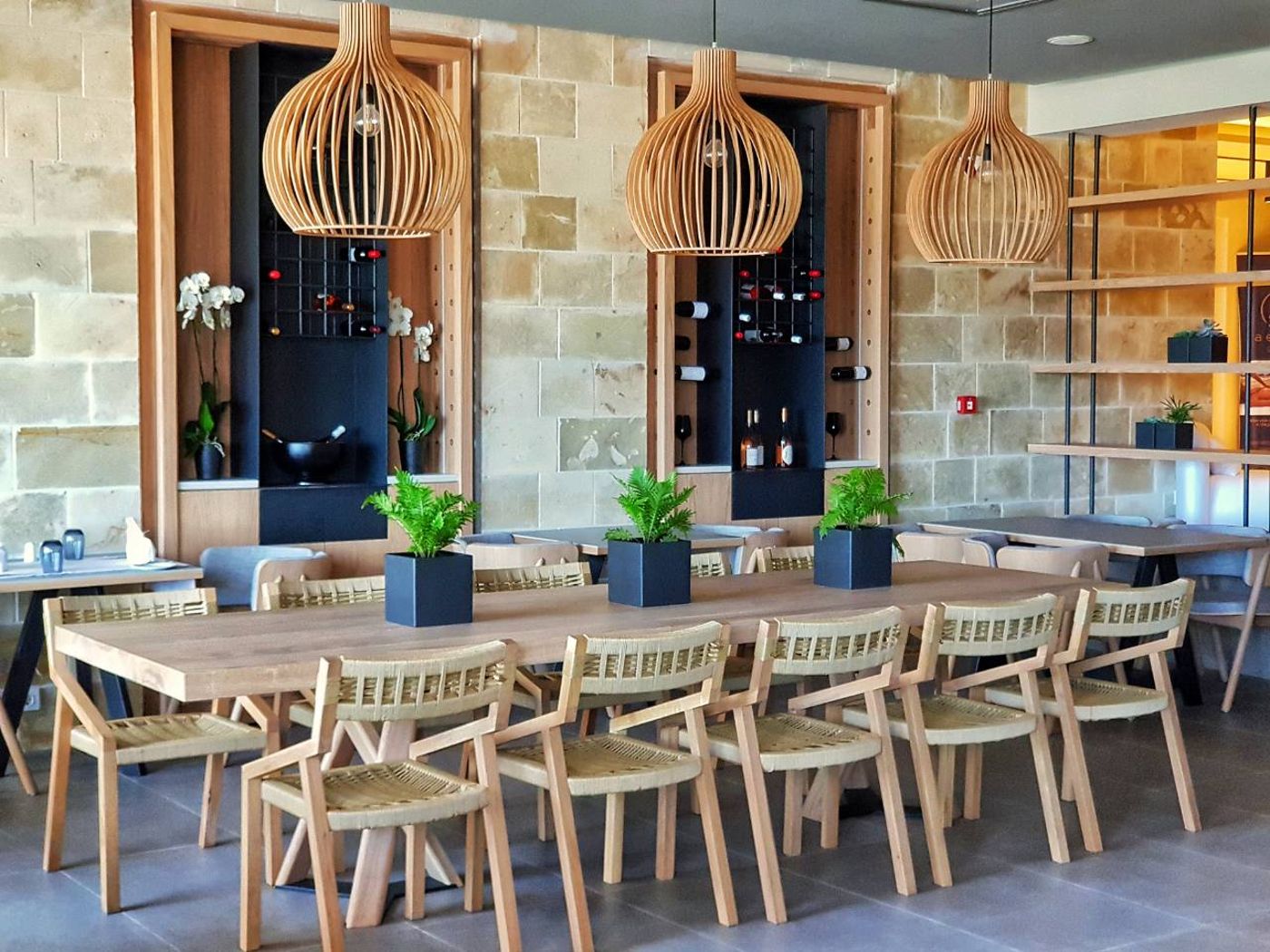 Ikones-Seafront-Luxury-Suites---Adults-Only-Bar-36