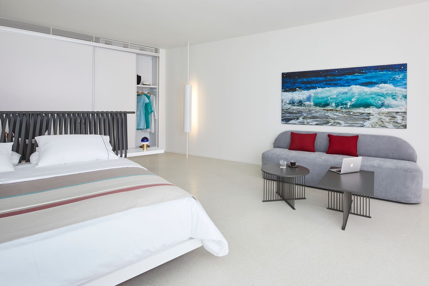 Alti-Santorini-Suites-Room-17