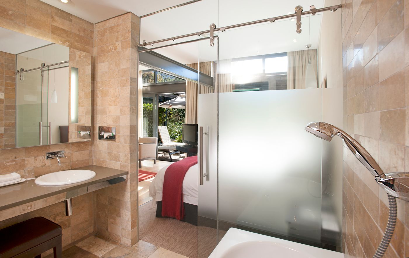 Vineyard-Hotel-Room-28