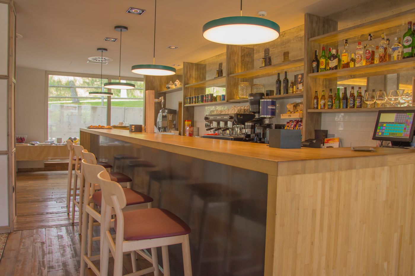 Arrels-d--Emporda-Aparthotel-Bar-51