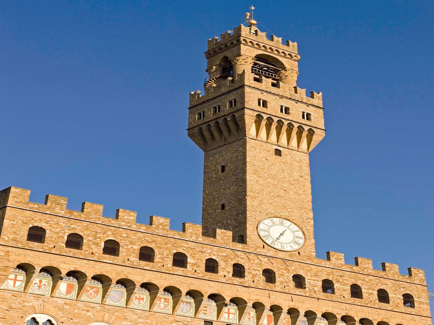 25hours-Hotel-Piazza-San-Paolino-Sports-and-Entertainment-84