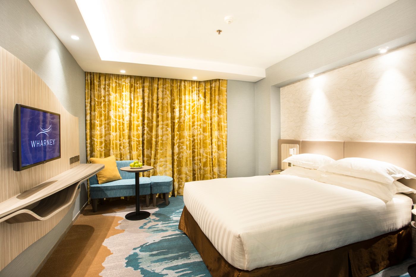 Wharney-Hotel-Room-22