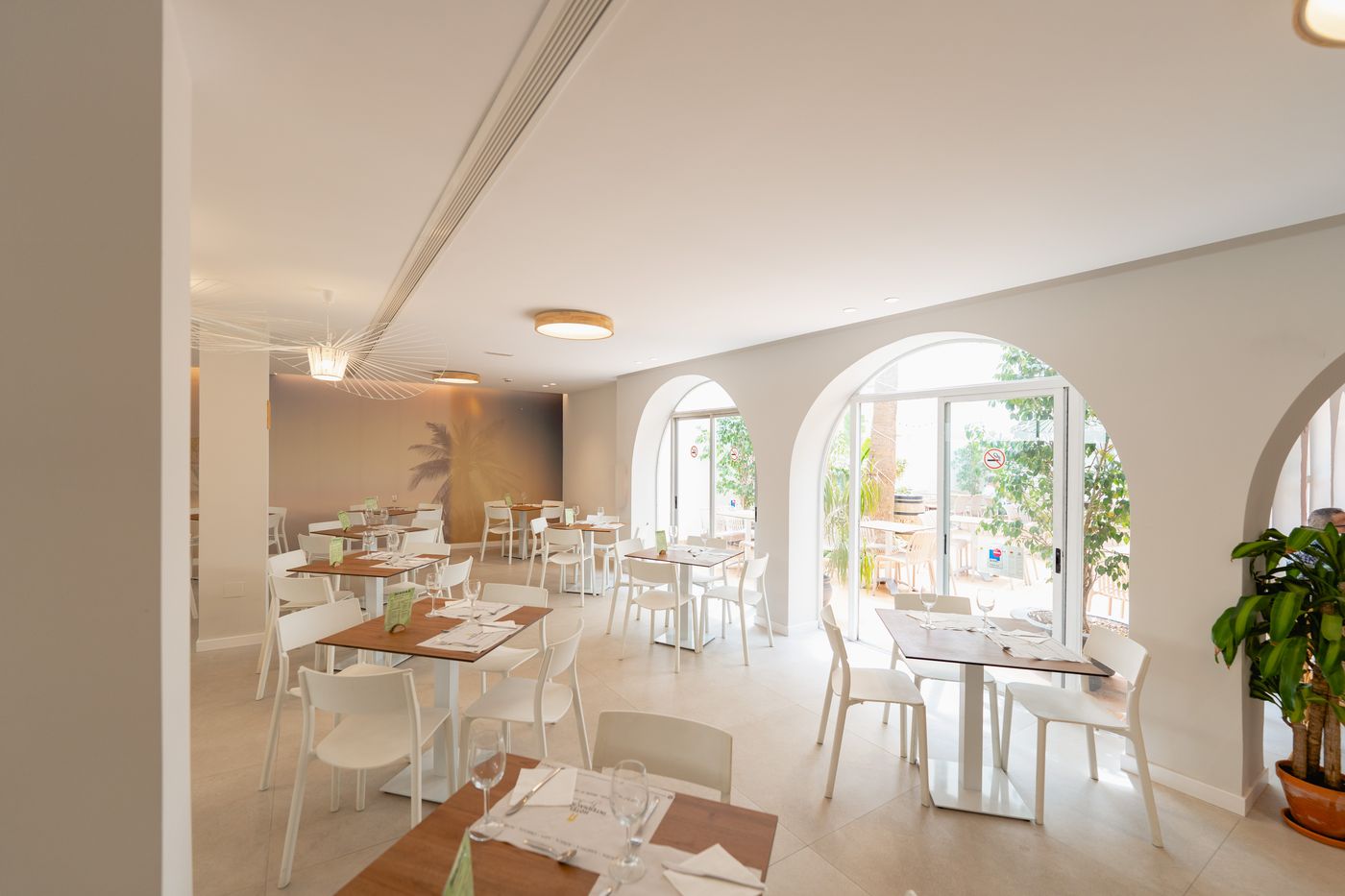 Internacional-Hotel-Restaurant-19