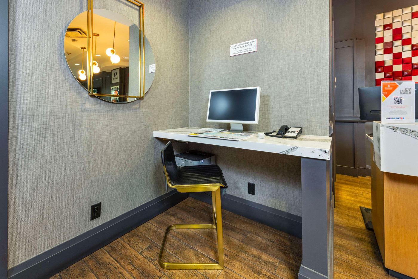 Quality Inn & Suites Downtown Vancouver-Canada-VANCOUVER-Lobby-7