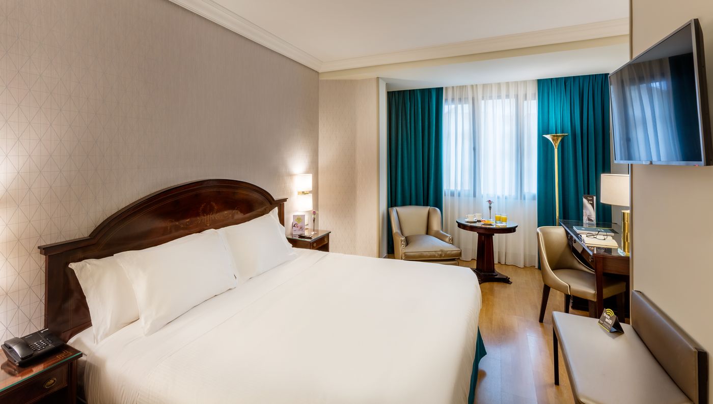Sercotel-Gran-Hotel-Conde-Duque-Room-27