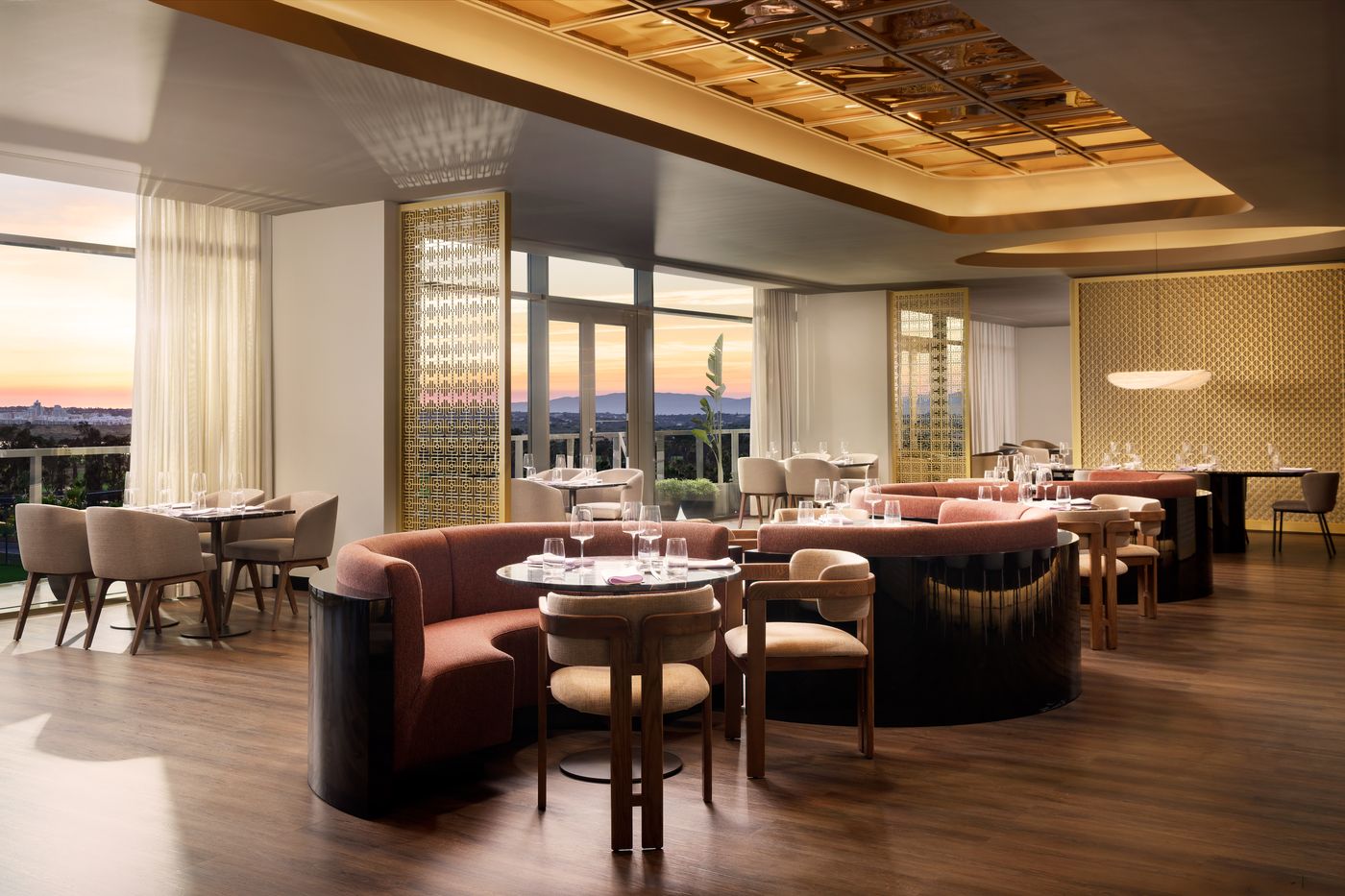 NAU-Salgados-Palace-Restaurant-45