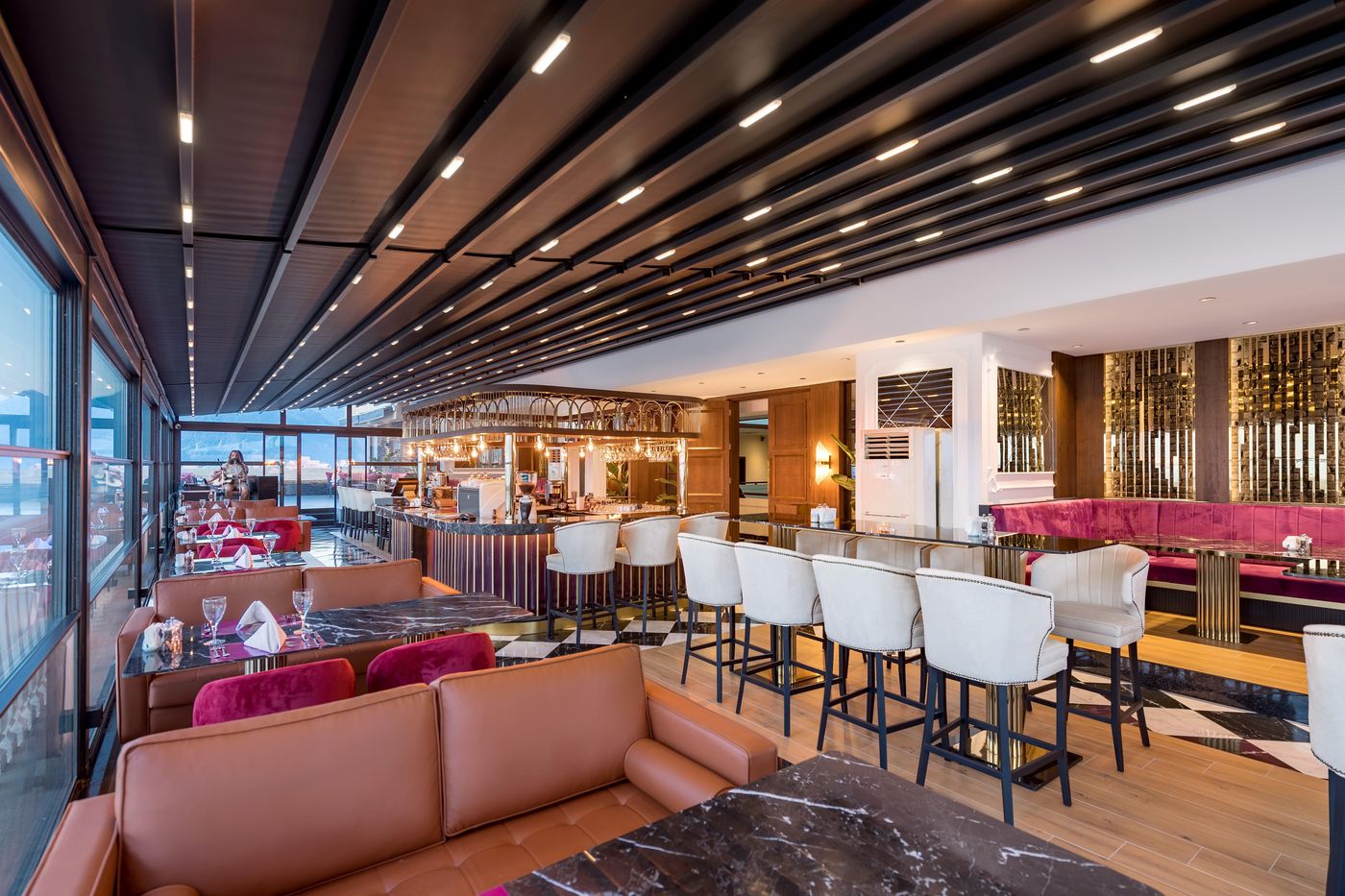 Crowne-Plaza-Antalya-Restaurant-60