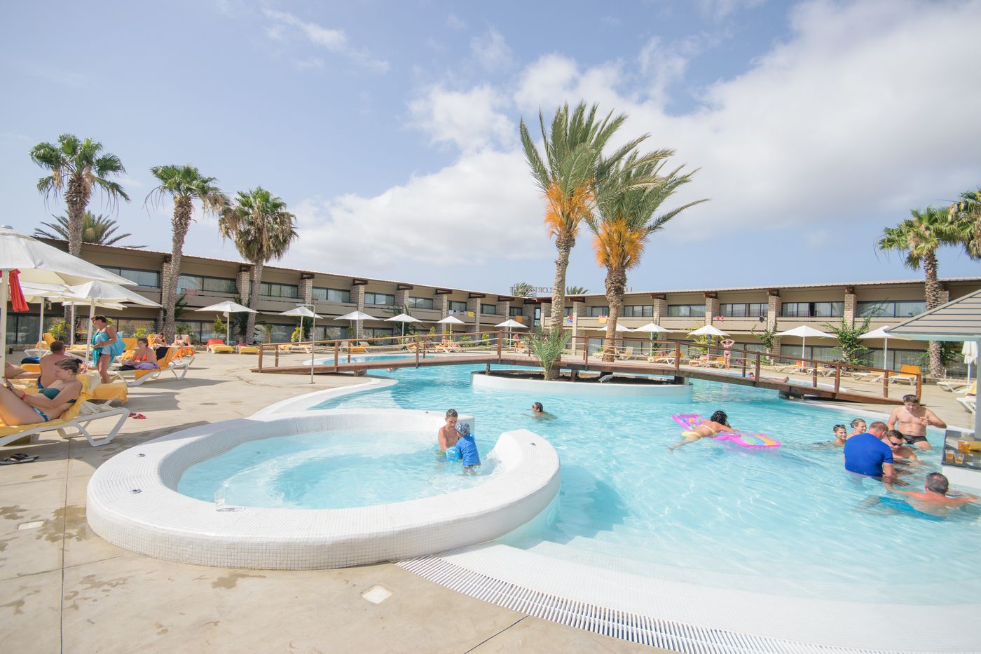 Oasis-Atlantico-Belorizonte-Pool-3