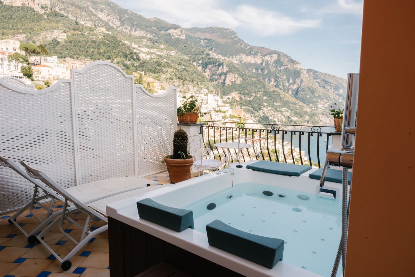 Hotel-Conca-D-Oro-Room-53