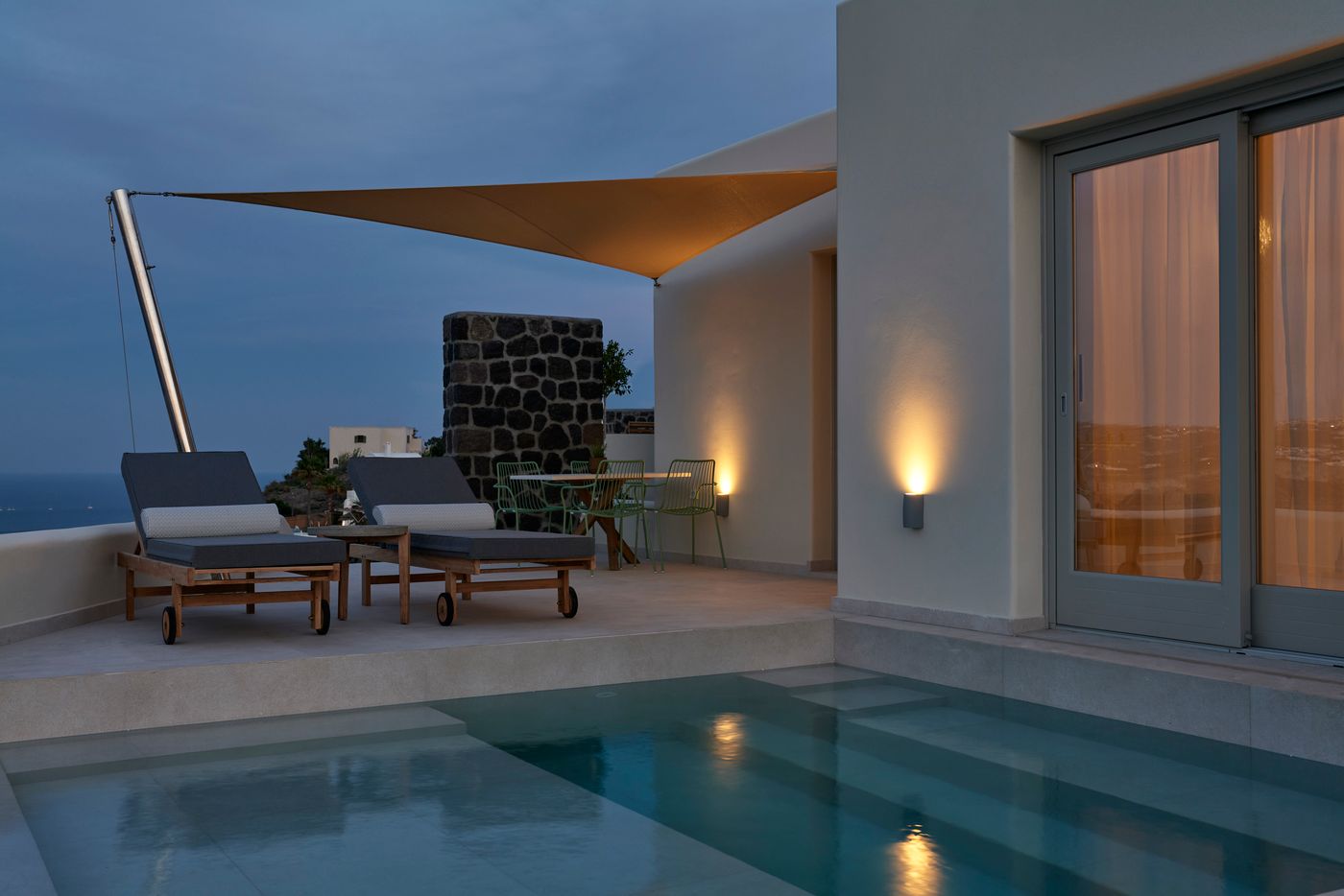 Apanemo-Hotel-Room-3