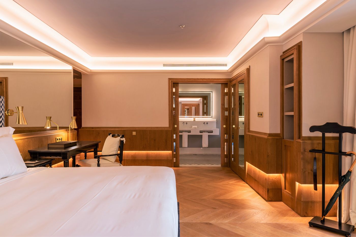 Palacio-Solecio-Room-14