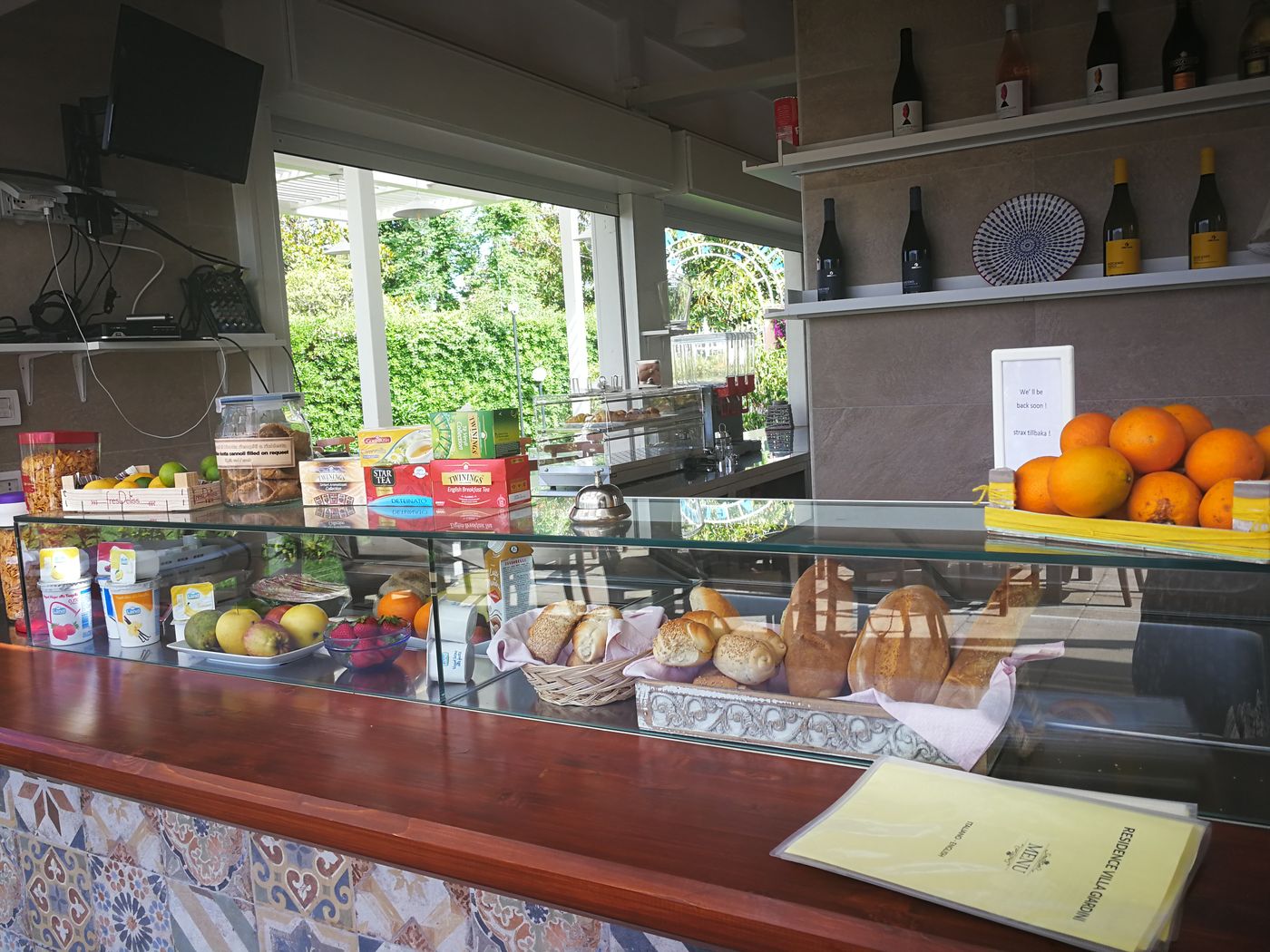 Residence-Villa-Giardini-Bar-63