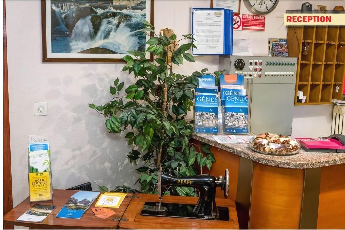 Albergo Parigi - Italy - GENOA - Lobby - 3