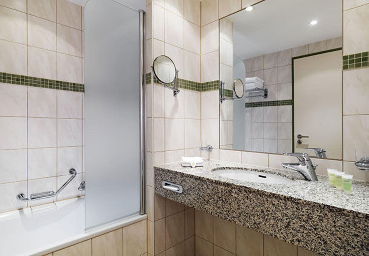 Courtyard-Berlin-City-Center-Room-47