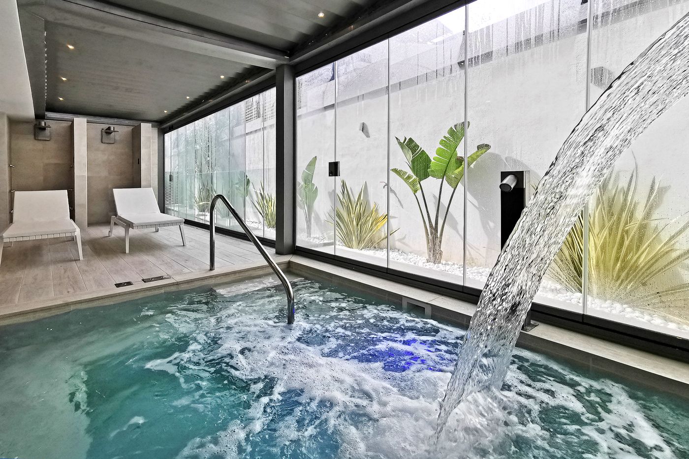 Los-Delfines-Sports-and-Entertainment-26