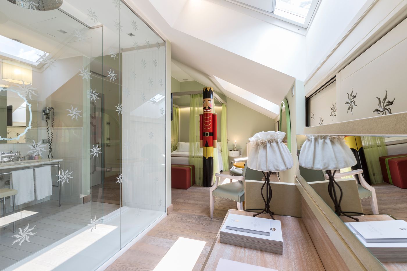 Chateau-Monfort-Room-37